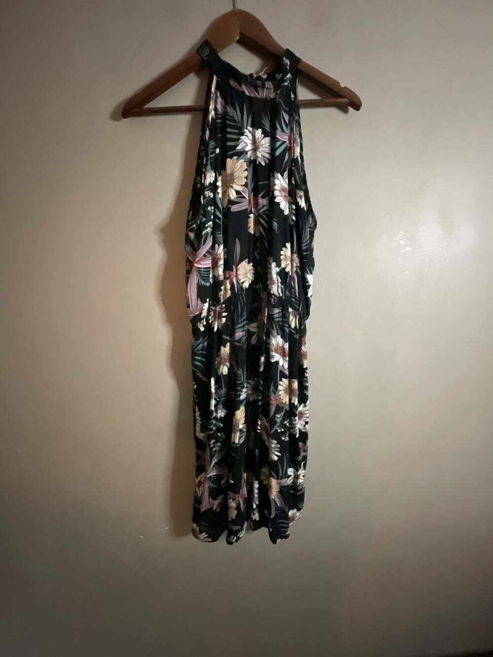 Hawaii Floral Print Halter Neck Dress